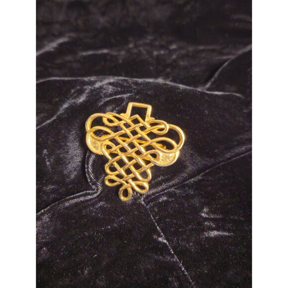 Vintage Paquette Gold Tone Celtic Knot Scarf Clip With Intricate Design - Picture 3 of 6